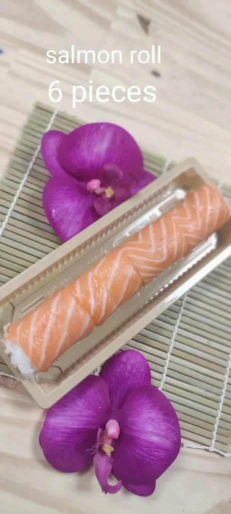 Salmon roll